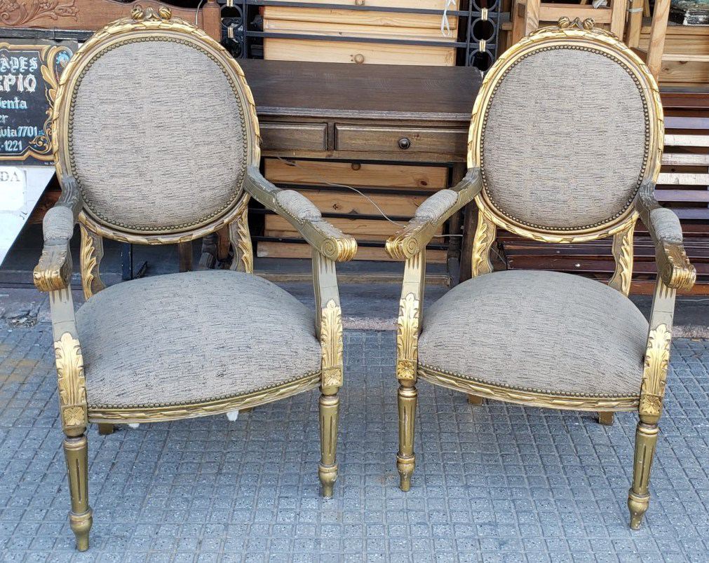 2 sillon dorado