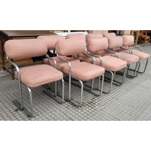 9 sillones rosa