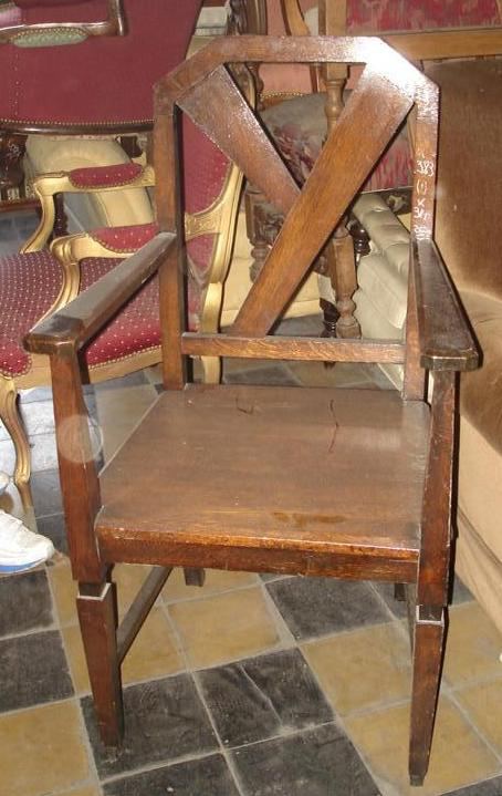 1 sillon roble y hay uno de 2 cuerpos