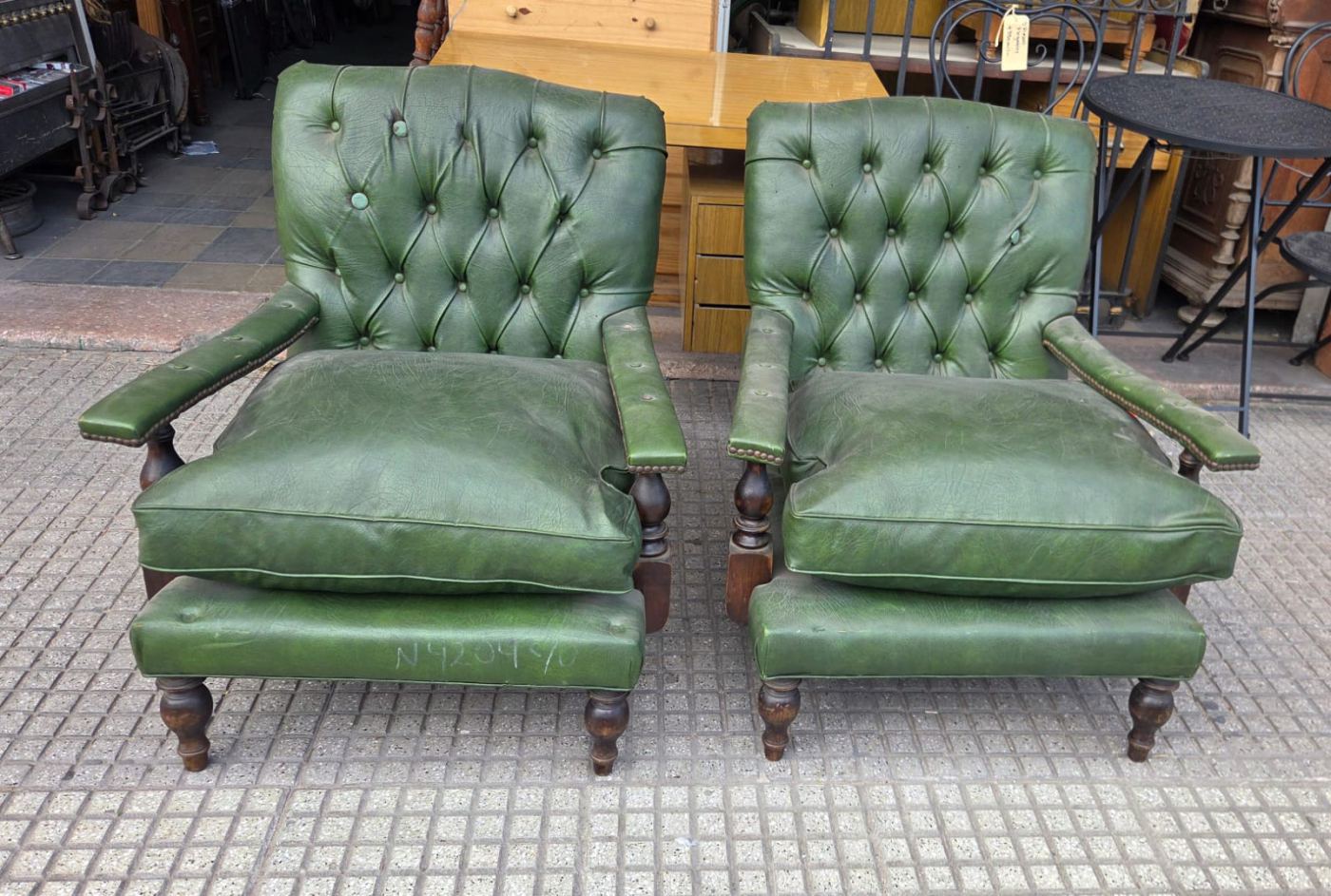 2 sillones 0,78 x 66 y 50 x 83 alto