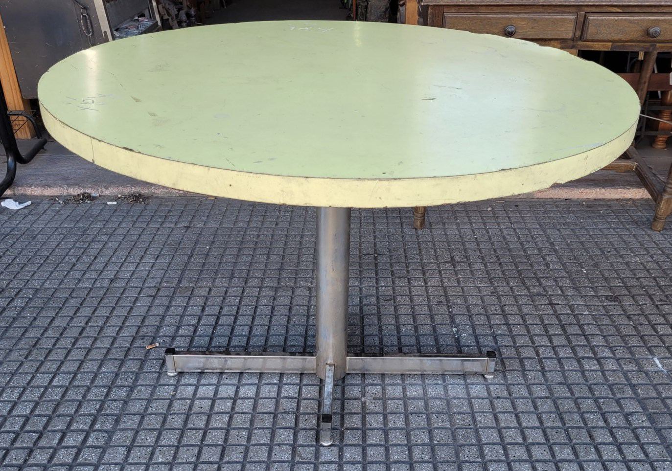 Mesas tapa formica