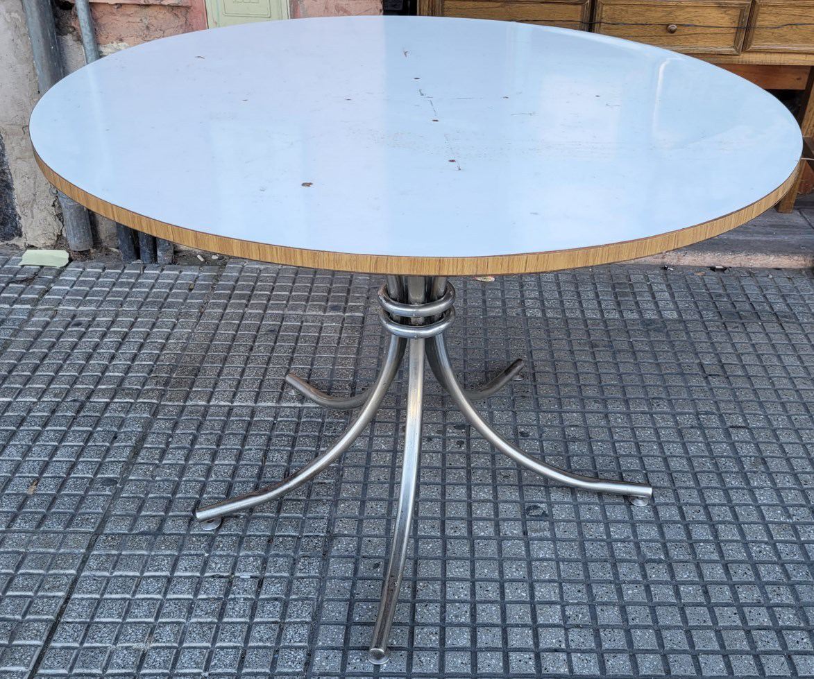 Mesas tapa formica