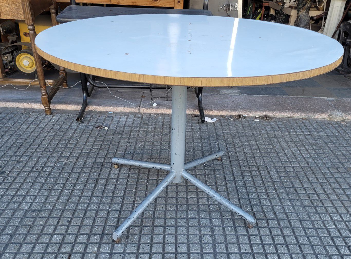 Mesas tapa formica