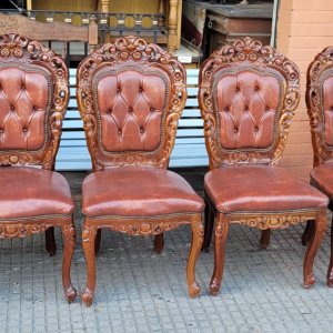 4 sillas con 2 sillones 50 x 45 y 50 x 1,05