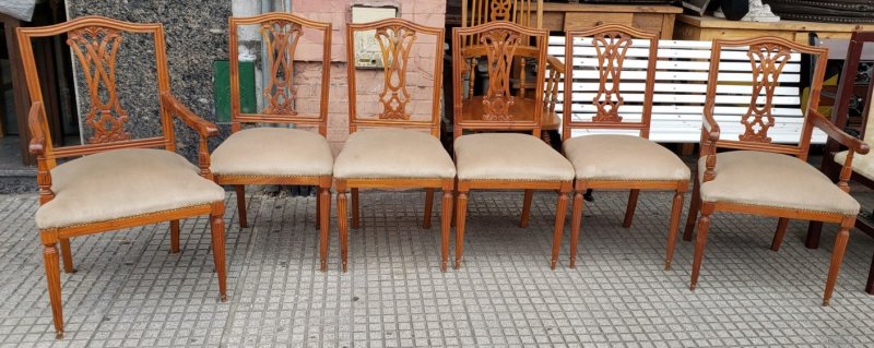 4 sillas con 2 sillones altillo