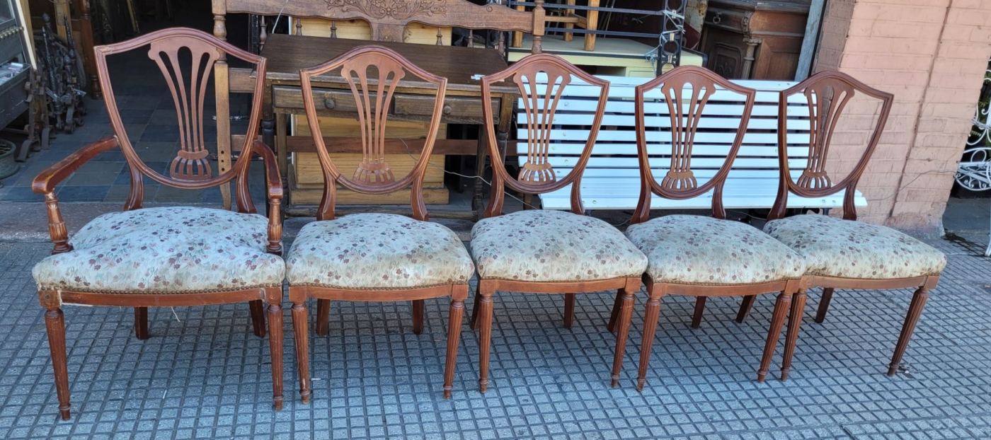 4 sillas mas 1 sillon