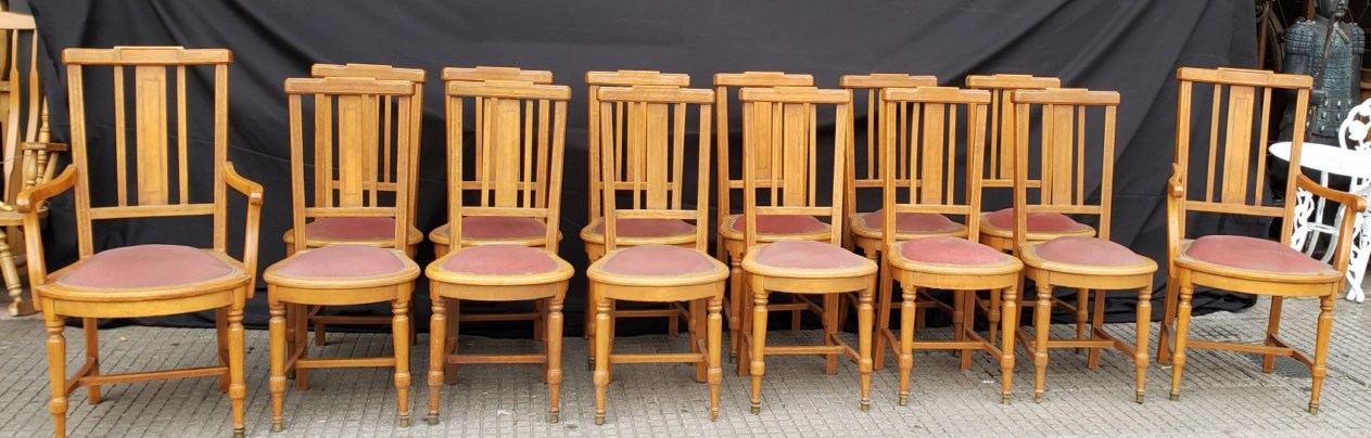 12 sillas con 2 sillones