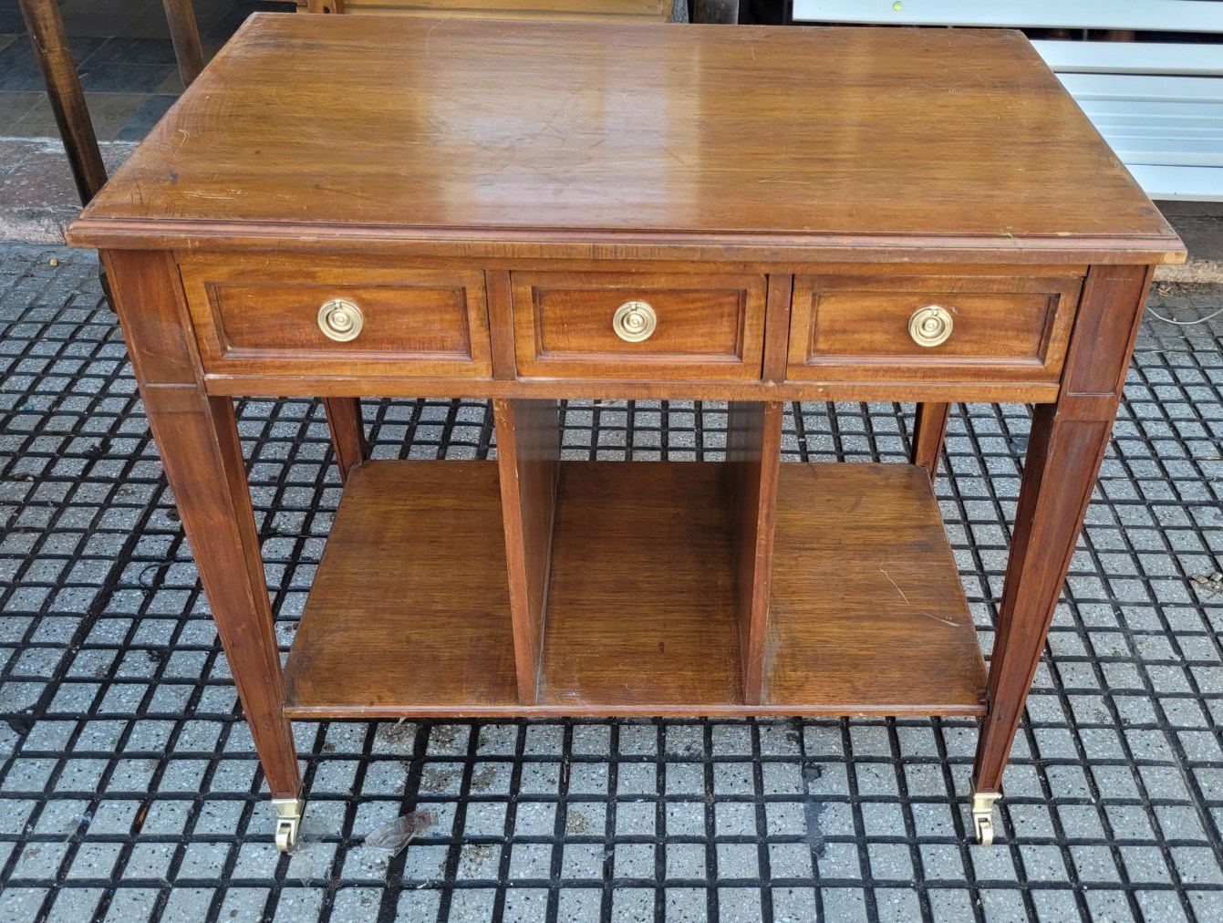 74 x 46 x 65 alto