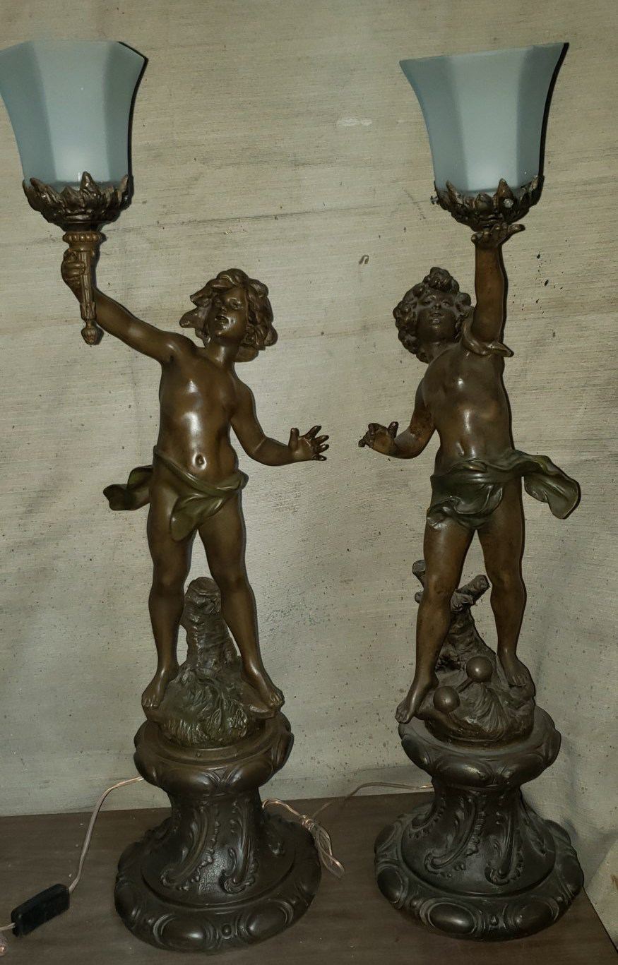 Estatua con luz