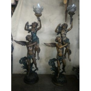 Estatua con luz