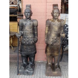 Estatuas orientales