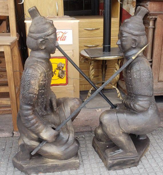 Estatuas orientales