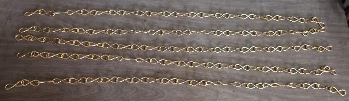 Cadenas y Florones