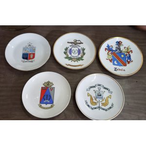 Platos de colgar