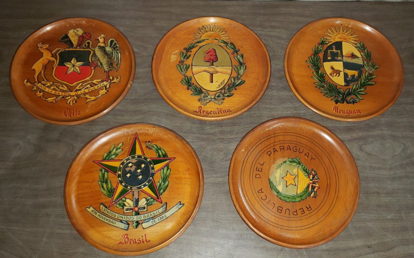 Platos de colgar