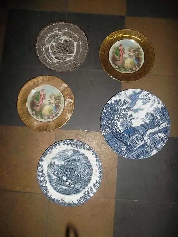 Platos de colgar