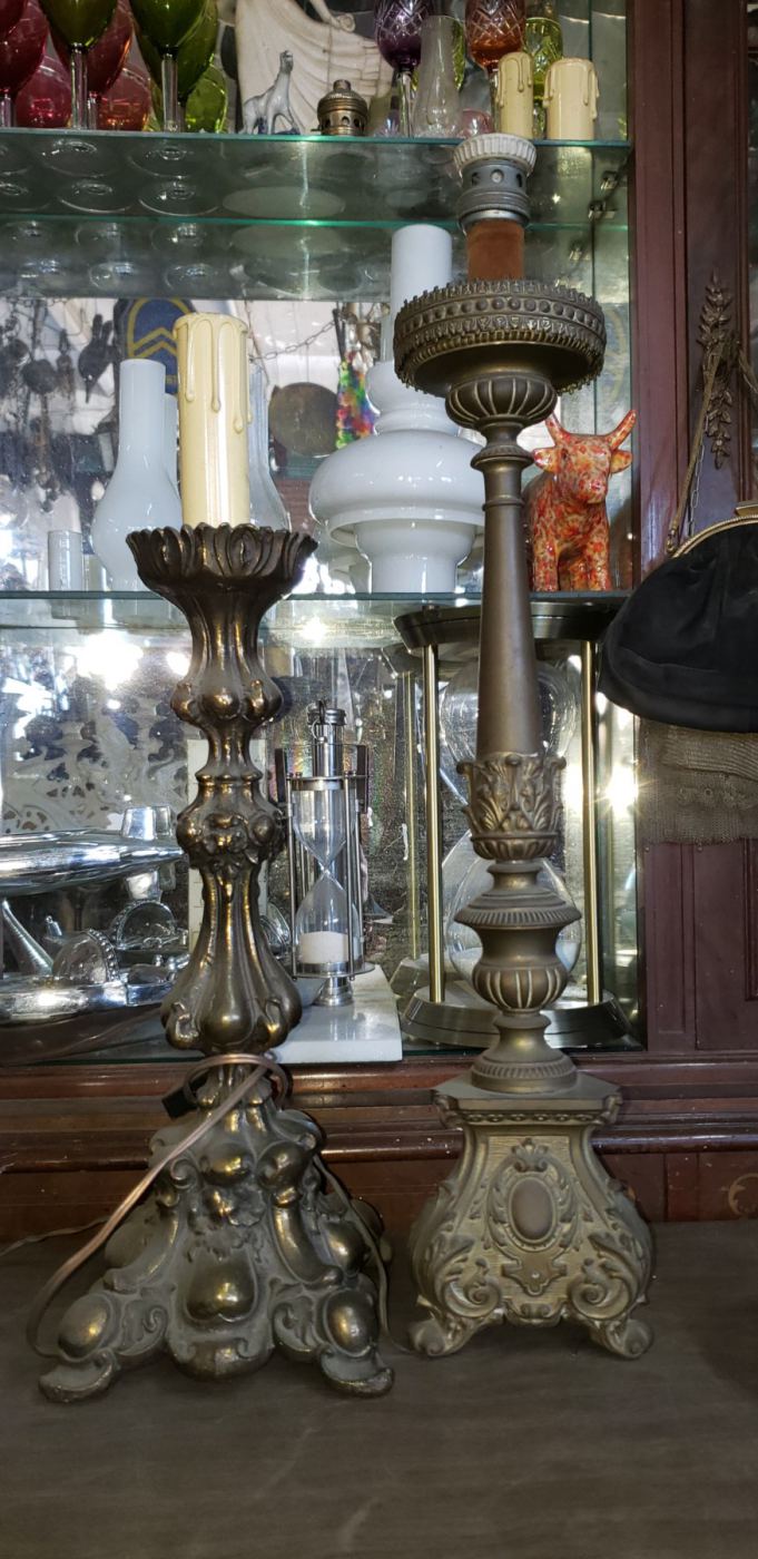 Candelabros de pie